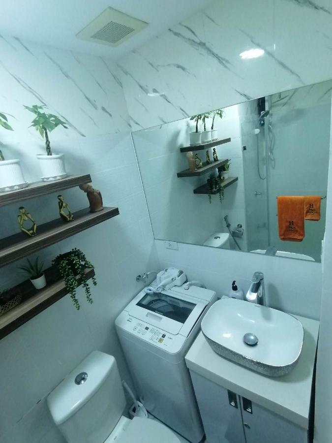 Cozy Studio Unit At Sun Residences Quezon City Zewnętrze zdjęcie